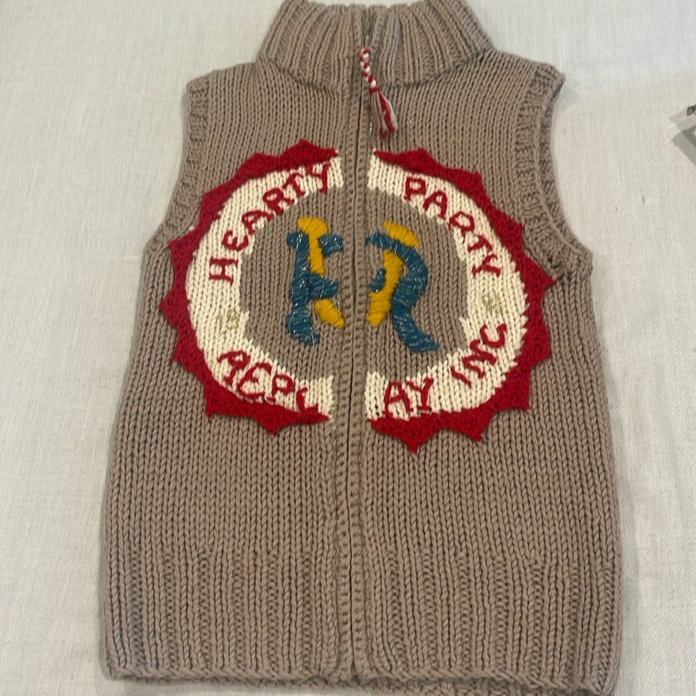 B26 Replay SZ M from vintage 1981 knit wool